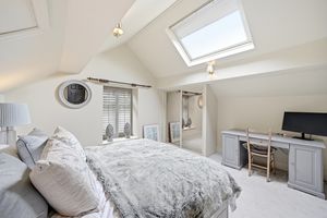 Guest bedroom- click for photo gallery